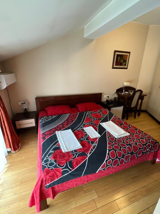 Hotel Royal Bijelo Polje Ngoại thất bức ảnh