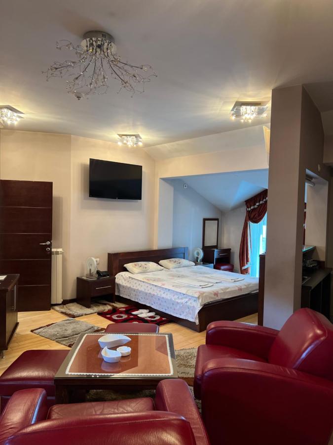 Hotel Royal Bijelo Polje Ngoại thất bức ảnh