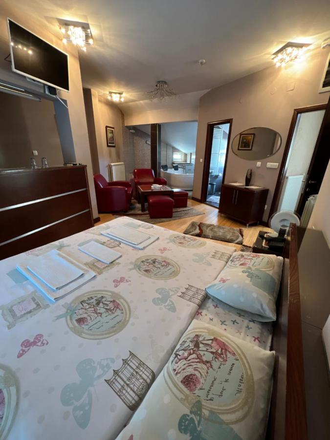 Hotel Royal Bijelo Polje Ngoại thất bức ảnh