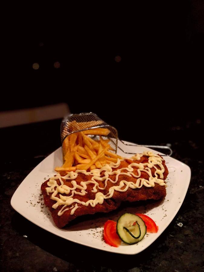 Hotel Royal Bijelo Polje Ngoại thất bức ảnh
