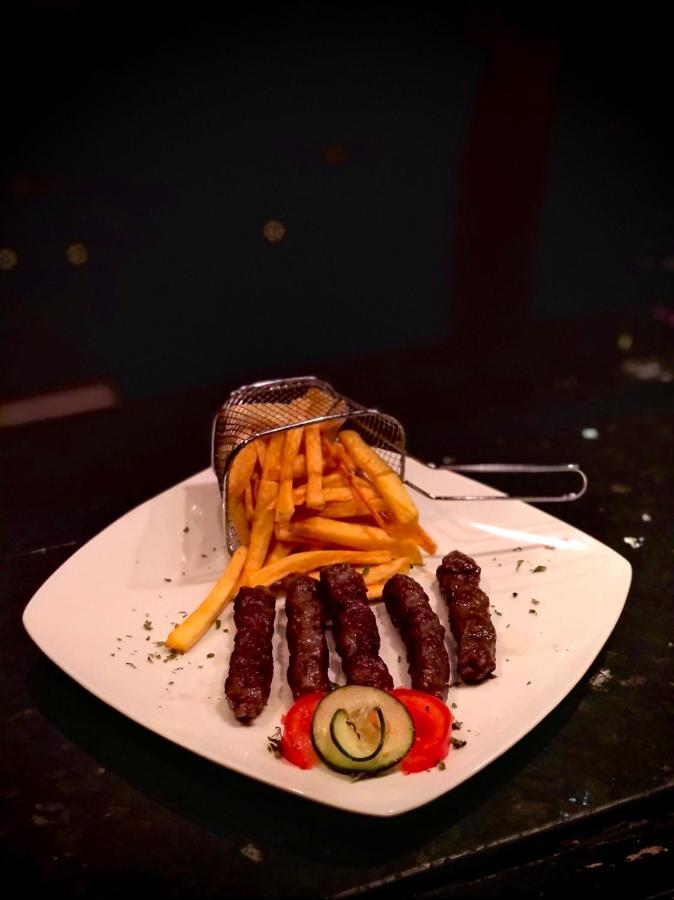 Hotel Royal Bijelo Polje Ngoại thất bức ảnh